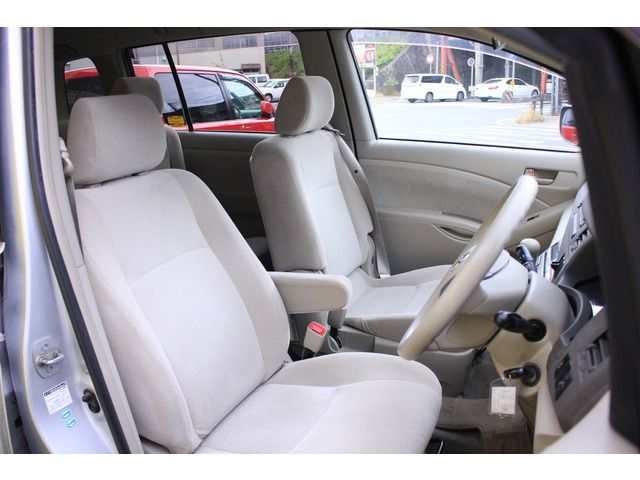 Toyota ISIS 2008-01 486-18