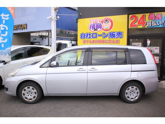 Toyota ISIS 2008-01 486-9