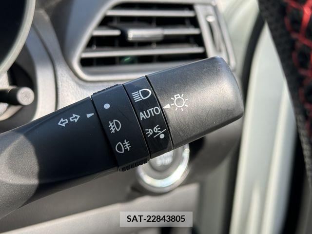 Suzuki SWIFT 2021-03 212834-15