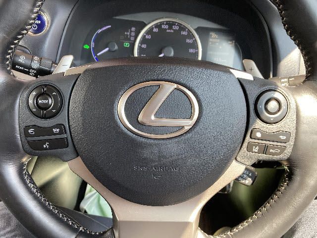 Lexus CT 2018-01 6905-9