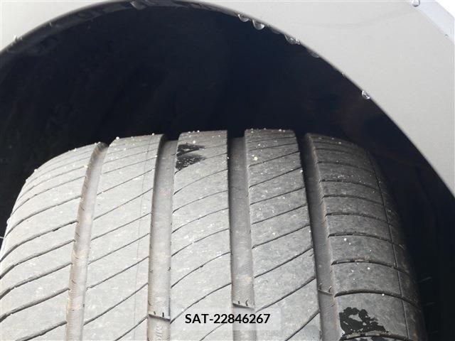 Toyota CROWN 2022-10 351494-19