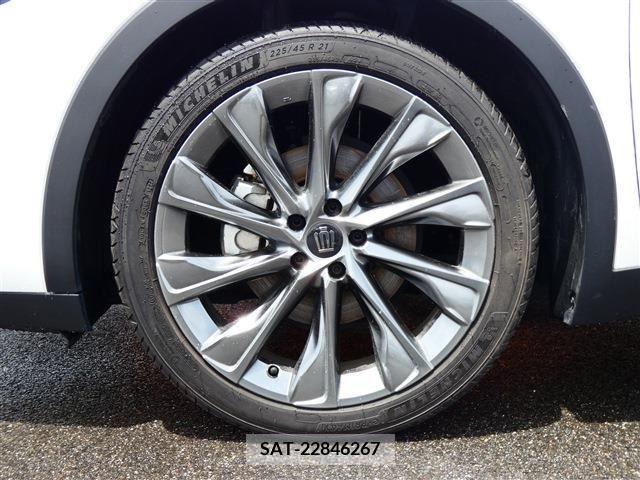 Toyota CROWN 2022-10 351494-22