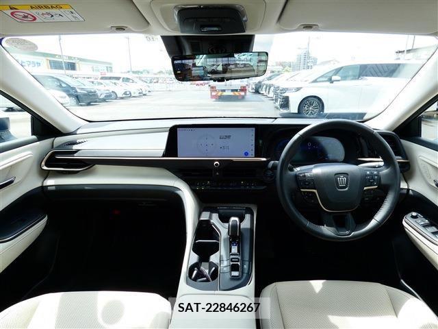 Toyota CROWN 2022-10 351494-4