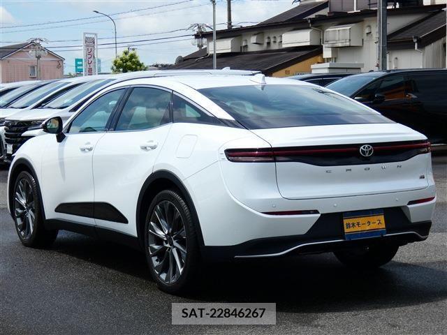 Toyota CROWN 2022-10 351494-3