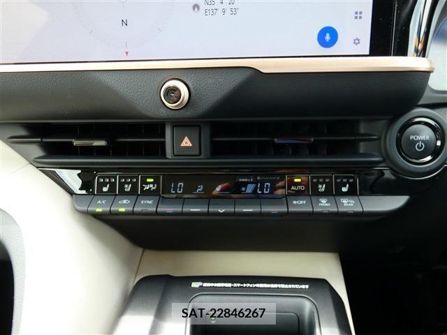 Toyota CROWN 2022-10 351494-11