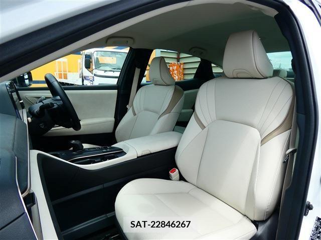 Toyota CROWN 2022-10 351494-24