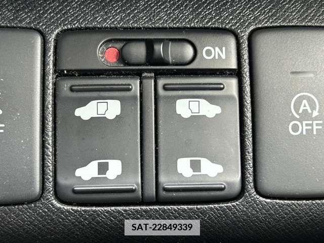 Honda e 2013-03 337294-7