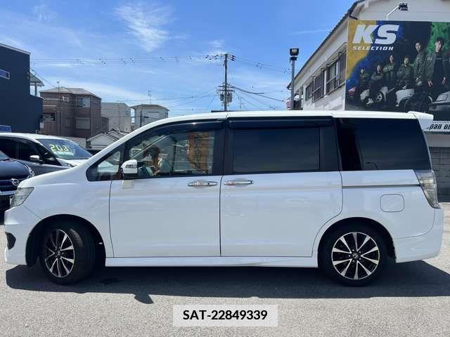 Honda e 2013-03 337294-4