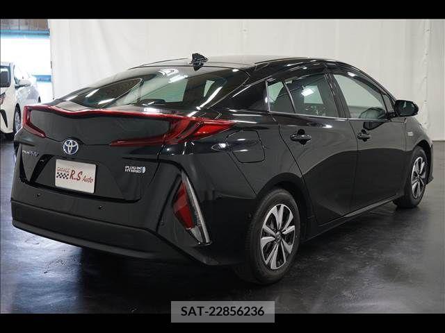 Toyota PRIUS PHV 2020-06 322635-8