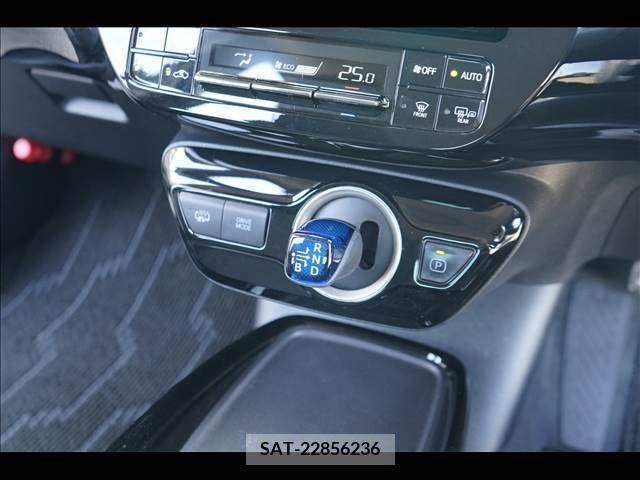 Toyota PRIUS PHV 2020-06 322635-11