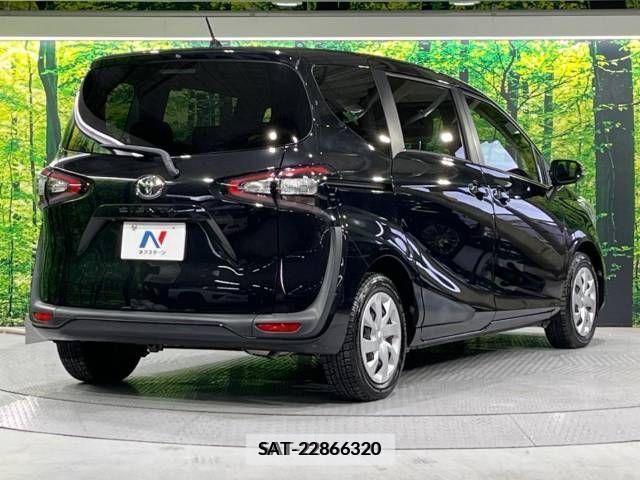 Toyota SIENTA 2015-11 243697-18