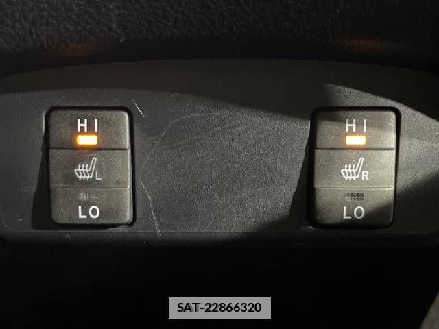 Toyota SIENTA 2015-11 243697-7