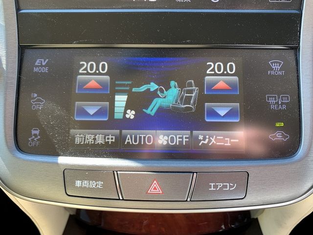 Toyota CROWN MAJESTA 2013-10 8865-18