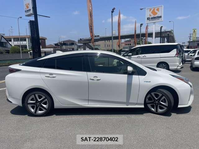 Toyota PRIUS 2016-01 282216-5
