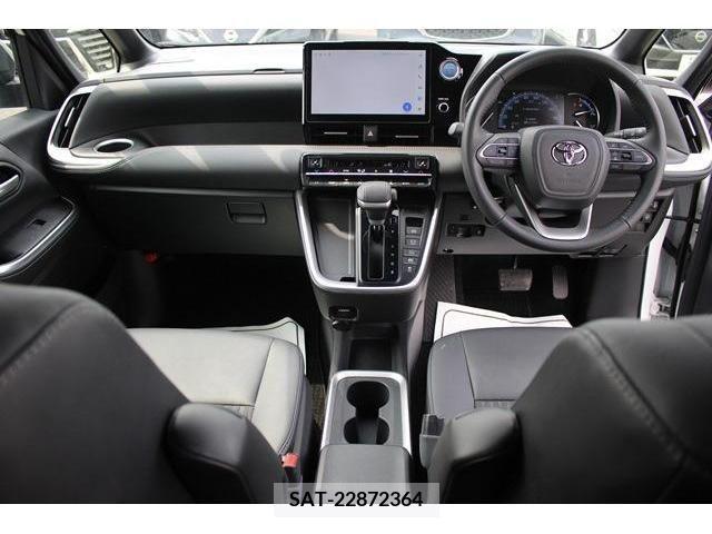 Toyota NOAH HYBRID 2022-04 322887-15