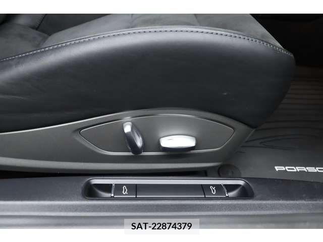 Porsche 911 2019-04 320031-9
