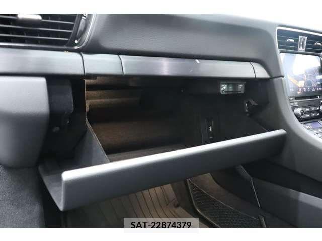 Porsche 911 2019-04 320031-17