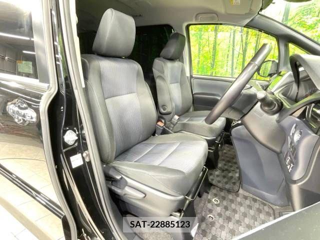 Toyota VOXY 2016-09 394950-8