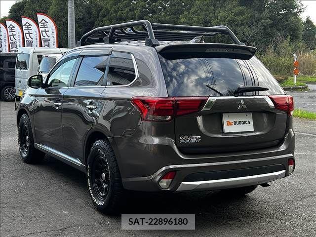 Mitsubishi OUTLANDER PHEV 2016-11 227060-7