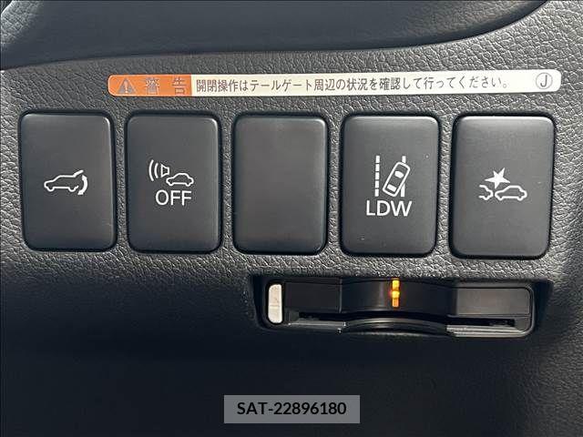 Mitsubishi OUTLANDER PHEV 2016-11 227060-3