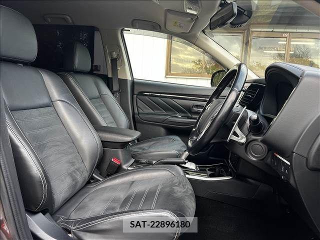 Mitsubishi OUTLANDER PHEV 2016-11 227060-8
