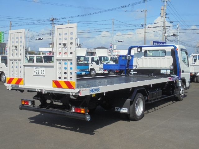 Mitsubishi CANTER 2023-02 18877-2