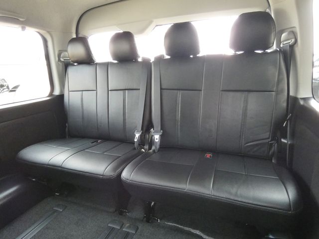 Toyota HIACE WAGON 2014-10 181902-16