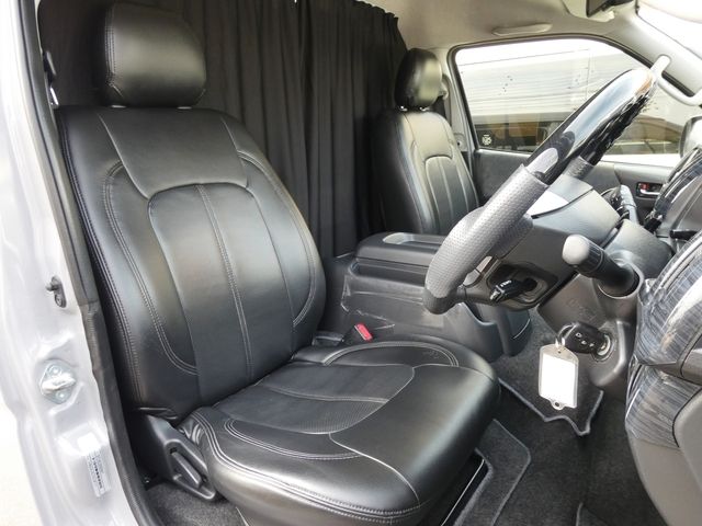 Toyota HIACE WAGON 2014-10 181902-11