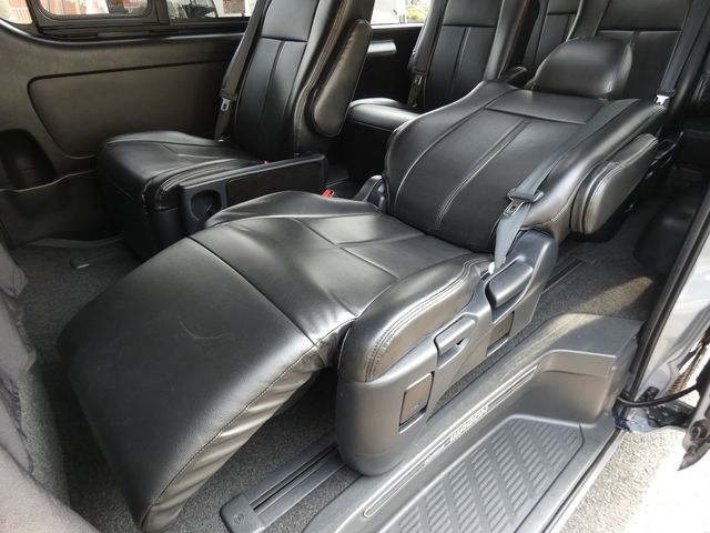 Toyota HIACE WAGON 2014-10 181902-13