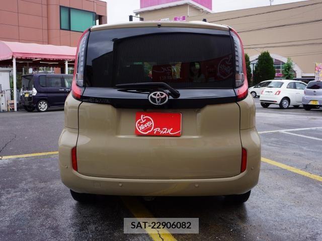 Toyota SIENTA 2022-10 325314-6
