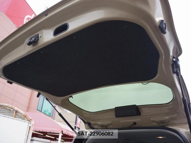 Toyota SIENTA 2022-10 325314-9