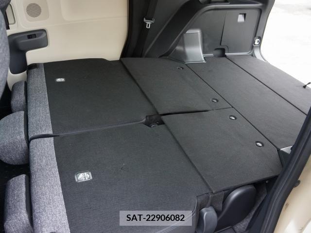 Toyota SIENTA 2022-10 325314-13