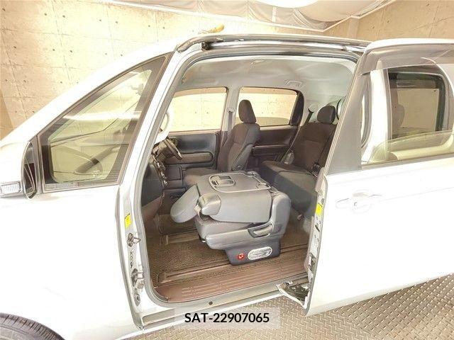 Toyota SPADE 2014-05 348198-7