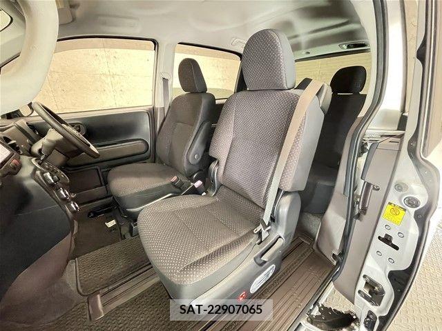 Toyota SPADE 2014-05 348198-5