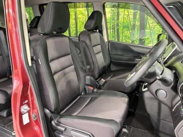 Nissan SERENA 2017-03 20155-8