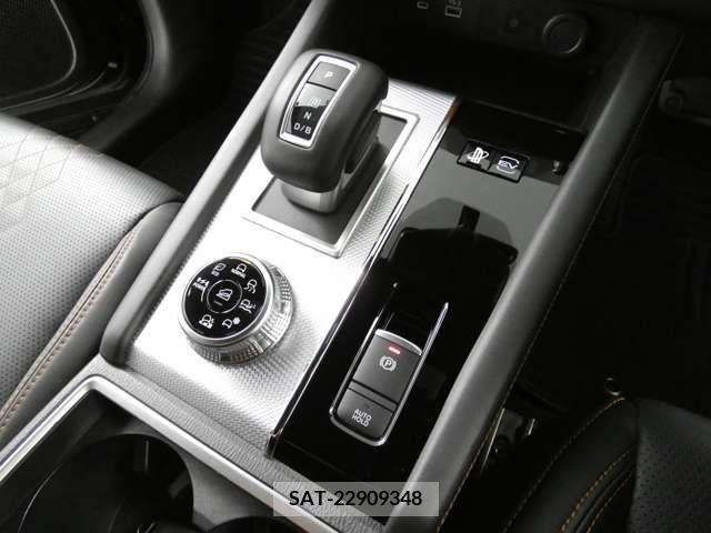 Mitsubishi OUTLANDER PHEV 2022-02 281151-13