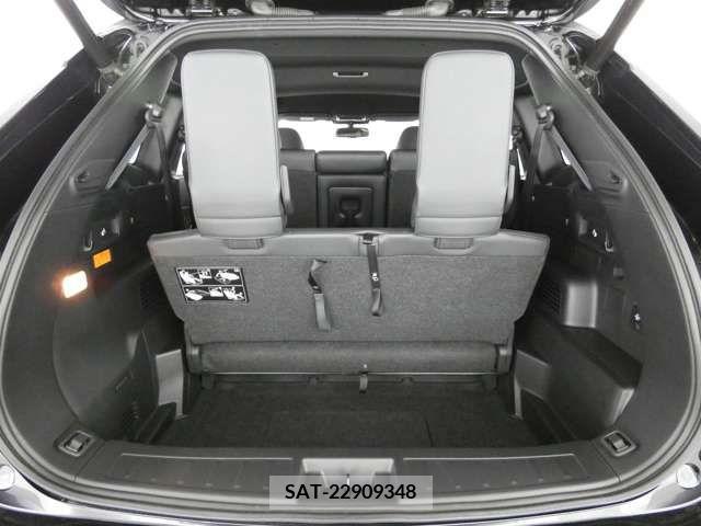 Mitsubishi OUTLANDER PHEV 2022-02 281151-9