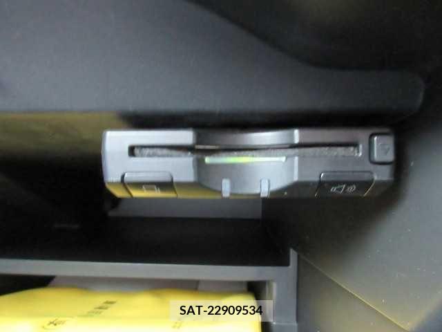 Nissan NOTE 2016-06 201082-11