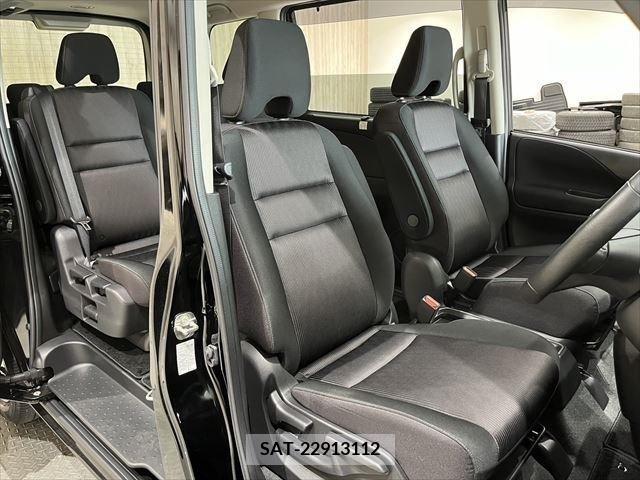 Nissan SERENA 2019-03 325003-8