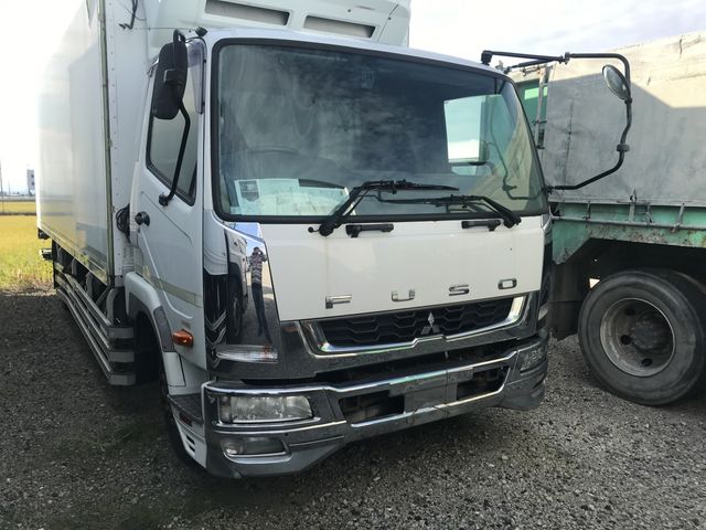 MITSUBISHI FUSO Fighter 2011-12 1381-0