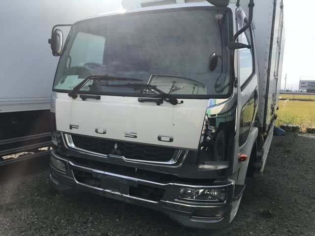MITSUBISHI FUSO Fighter 2011-12 1381-2