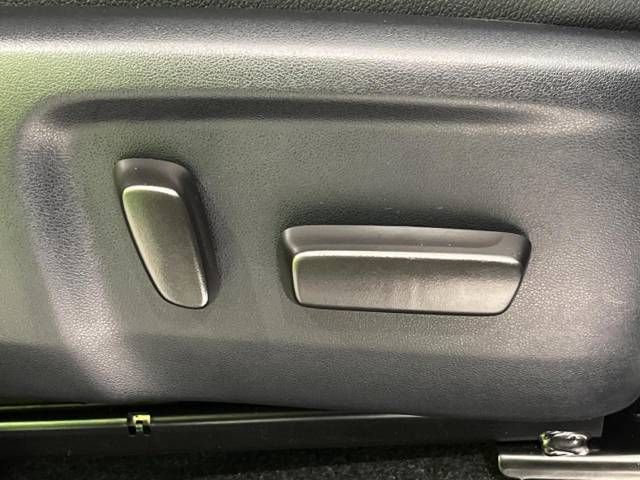 Toyota HILUX 2022-09 15958-7