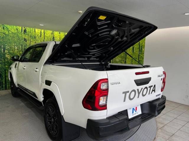 Toyota HILUX 2022-09 15958-4