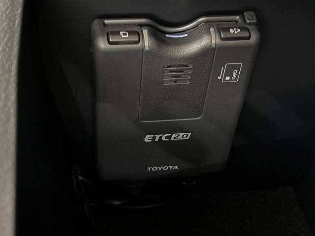 Toyota HILUX 2022-09 15958-6
