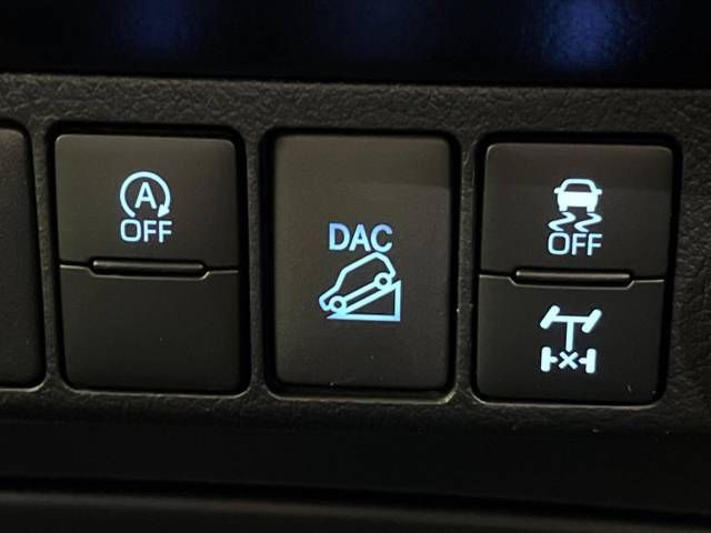 Toyota HILUX 2022-09 15958-8