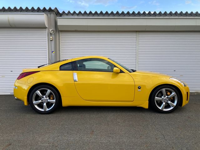 Nissan FAIRLADY Z 2005-04 23276-2
