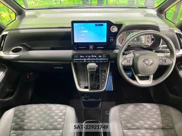 Toyota VOXY 2023-03 395002-1