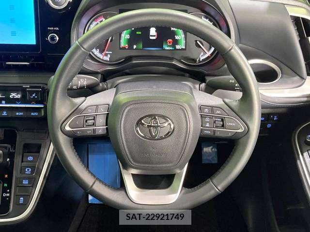 Toyota VOXY 2023-03 395002-12