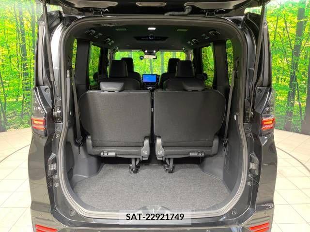 Toyota VOXY 2023-03 395002-11