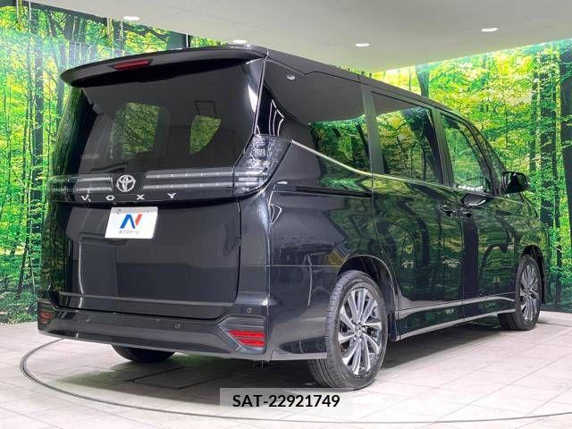 Toyota VOXY 2023-03 395002-18